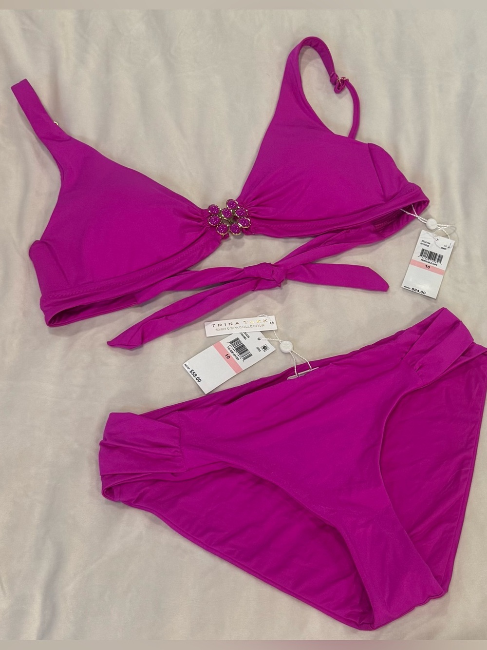 Trina Turk NWT bikini set, jewel top and side tab bottoms